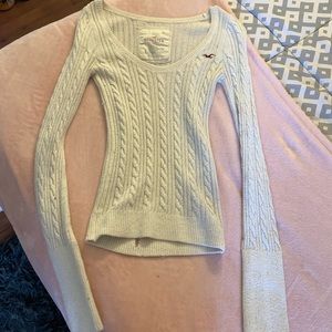 Creme Hollister Sweater